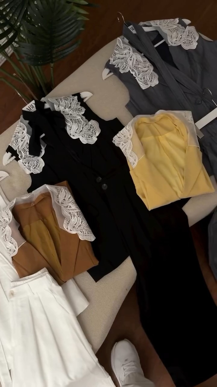 التفاصيل لتكوني أنيقة بإمتياز 💙 الموسم الصيفي 
طقم اعلى كوالتي 
قياسات M-L-XL-XXL

✨ملاحظة : في حالة راسل لطلب وكان اللون والقياس خطأ او خلل مصنعي يتم استبدال القطعة بدون اجور
 
العنوان : ميسان قطاع 28.  مجاور مطعم 360
للحجز والاستفسار يرجى مراسلة الصفحة او الارقام التالية 
***********
***********⁩⁩⁩⁩⁩⁩⁩⁩⁩⁩⁩⁩⁩⁩⁩⁩⁩⁩⁩⁩⁩⁩⁩⁩⁩
