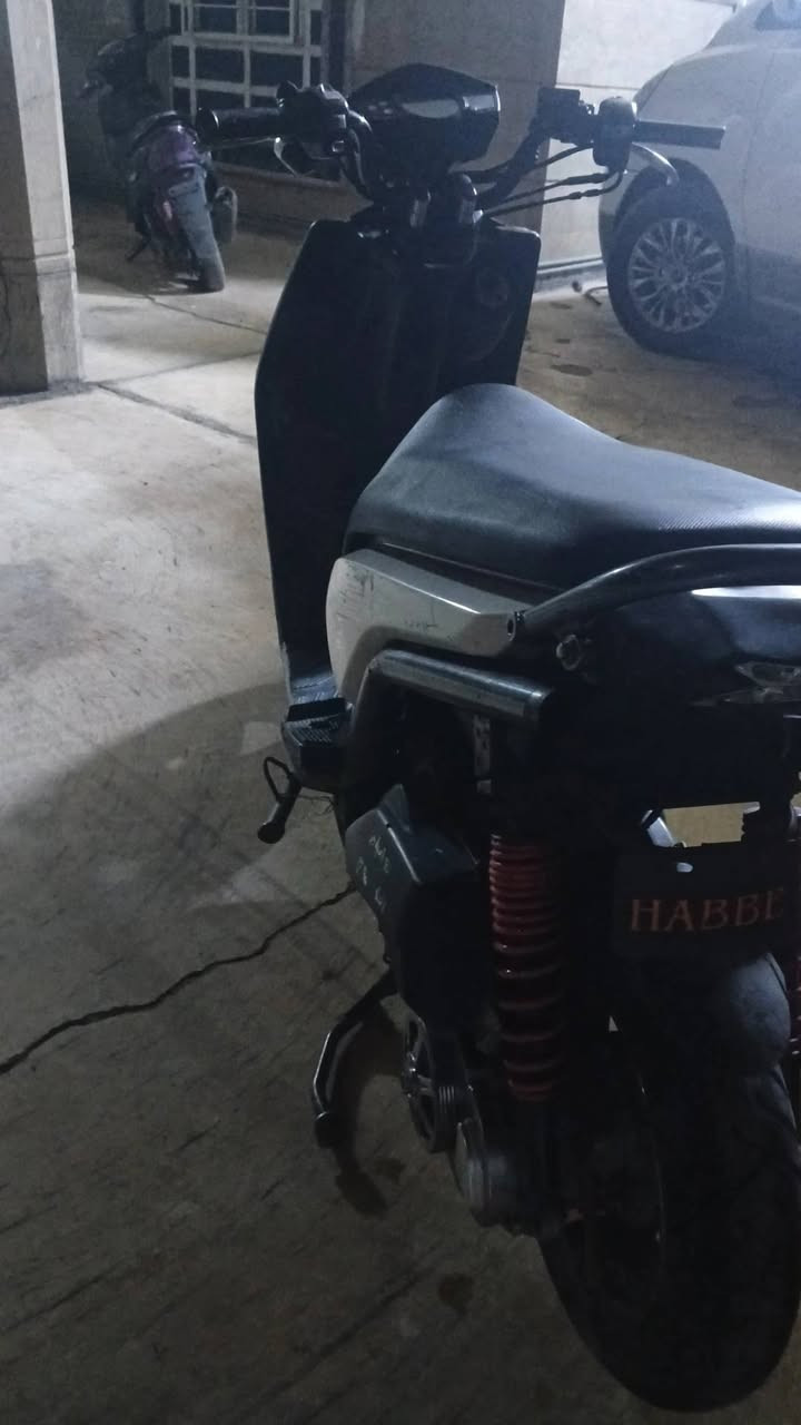 سكنس جبلي دراجه بلاديه بيها كور بصمه بيها بك رياضي وبيها كلجات وبيها فراك بريك دراجه كلش ناعمه وحلوه ومكينتها قوي كلش مراوس او بيع
تفاصيل أكثر
***********
