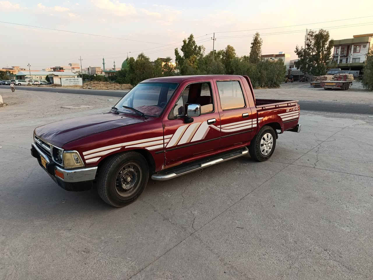 پیکاب یابانی 93 پاکانەی مروری لەگەڵایە سەیارەۆە پاکە دەعامو لێدراوی نییە سەقفو شانی بێ بۆیاخە گێڕو مەکینە بەشەرت چوار تایەی لۆک یەک مانگە کراوەتە سەری بە لۆکی ناونیشان چەمچەماڵ سعر 23گڵا ژ.م کۆڕەک***********
ئاسیا***********
