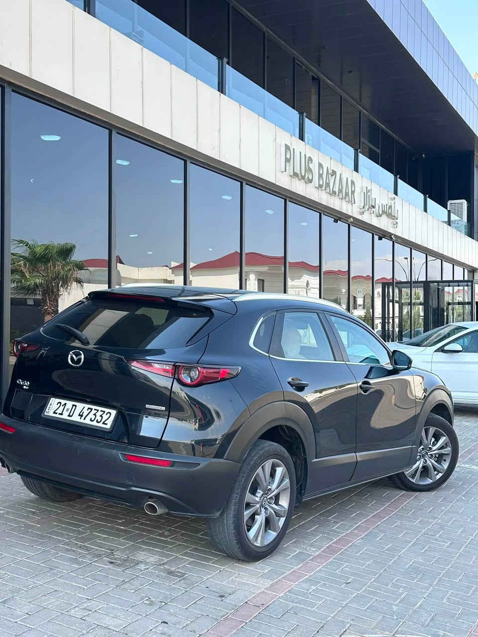 السلام عليكم مازدا موديل 2023 مواصفات cx-30 للبيع 
السياره فقط حادث دعاميه اماميه مكفوله من الصبغ والتعديل كفاله عامه بدون اي دواخل بيها بالبنيد ملاحضتين بسيطات ومكحلات السياره فول مواصفات بس بدون سلايت السياره باسمي مكان السياره اربيل السعر 137 وبيها مجال حق الجيه
رقم الهاتف ***********
