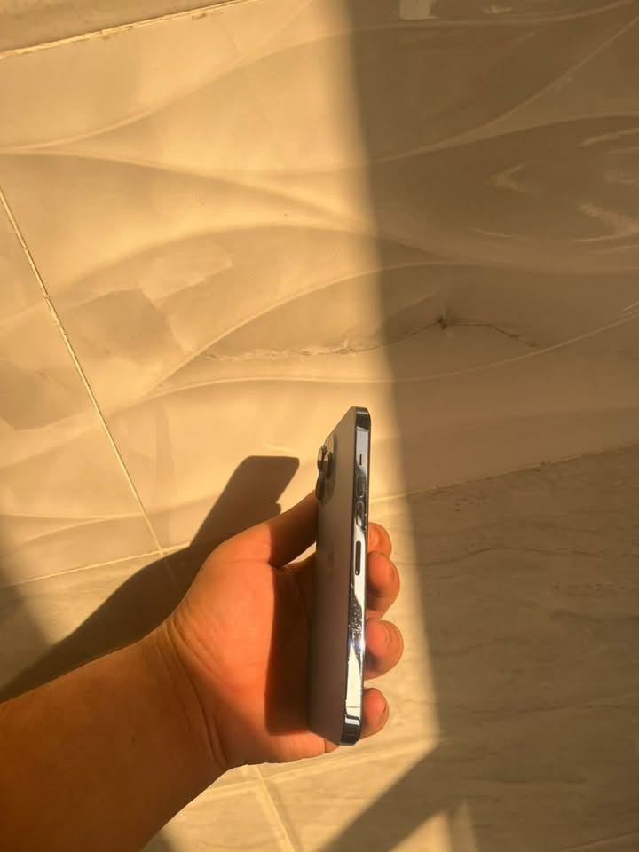 سلام عليكم 
iPhone 13 Pro Max 
ذاكره 128 
بطارية 100 
مبدل شاشة اصليه 3 خيارات 
فيس إيدي شغال 
تك سيم 
جهاز نضيف كدام العين 
سعر ٤٩٥وبي مجال بسيط 
استفسار اكثر اتصل
*********** واتساب 
 ا 
مكاني موصل ايسر
