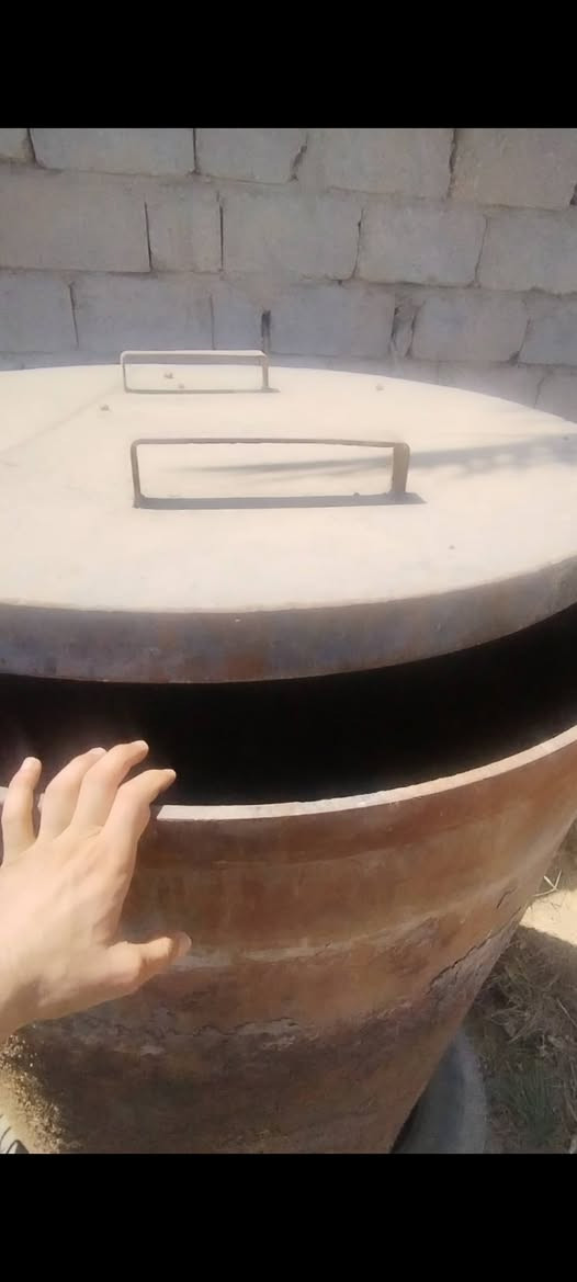 تنور مندي للبيع ارتفاع 170 عرض 120 سعر مناسب 
***********
