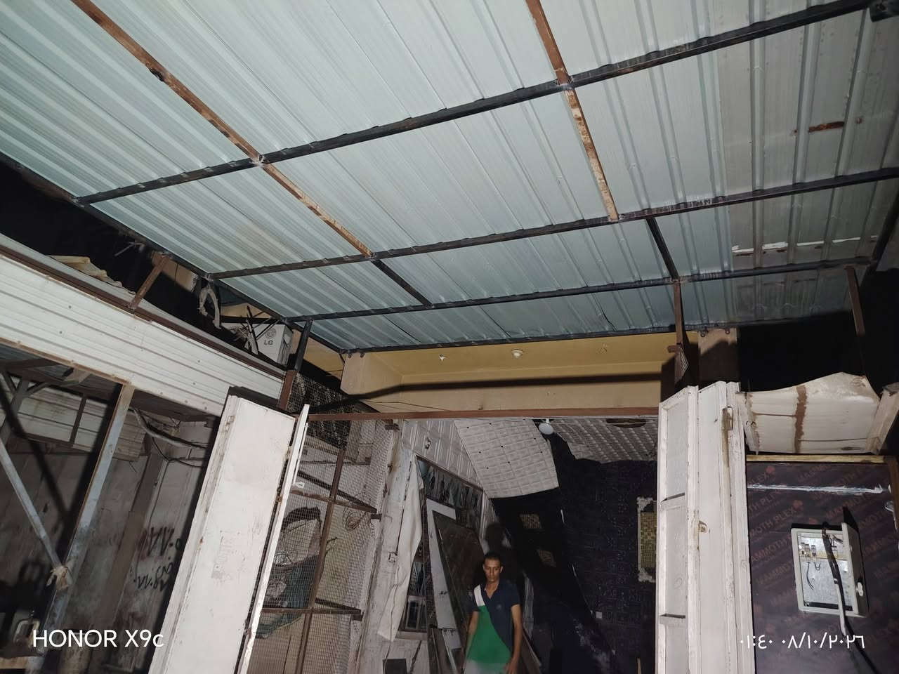 ورشة حدادة • أبو إسحاق • أبواب وشبابيك