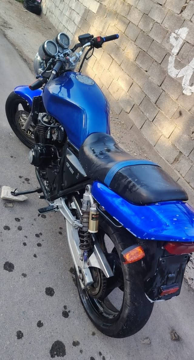 دراجة سيبي 400 جيل اول 16 ولف للبيع لشراي يتصل عالرقم ويجي يشوف
دراجه مفتوحه مبدل کازکیت فقط واوراق 3 بيهة دراجه نكرة سلف بأي وقت جاهزة بدون تبخير مكاني (( ميسان العمارة)) السعر ((اتصال ‏‪***********‬‏) ولشراي بخدمته وتوصيل ماكو مكينتهة مابيهة شي شلعه ومعدل فول
