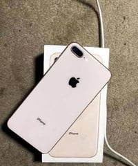 آيفون ٨ بلس • ١٢٨ • بطاريه ١٠٠