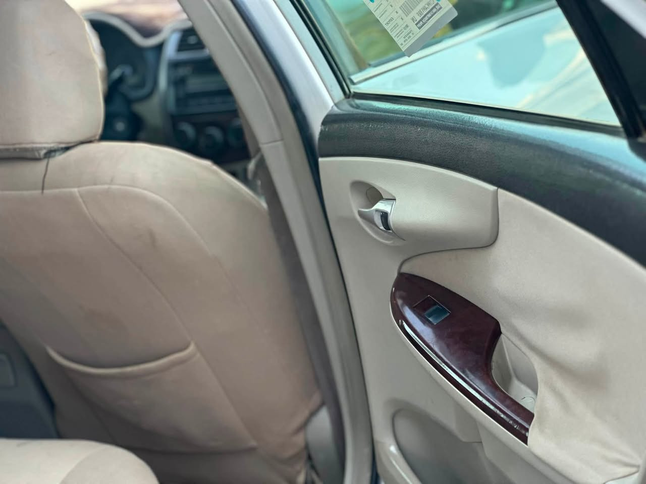 كورلا ٢٠١٢ خليجي محرك ١٨٠٠ كير ومحرك كله مكفول تبريد شغال تخم تاير السياره ماتصرف عليها الف جاهزه سونار مرفق مع الصور بيها بلچاملغ الخلفي صبغ وشويه بلهلال 
للاستفسار ***********
***********
مكان سامراء سعر ١٢٥ وبيها مجال
