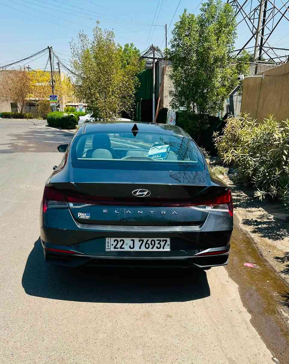 السلام عليكم / بيع مستعجل
النترا 2021 السياره فول عده الفتحه 
بيه نواقص بسيطه 
ماشيه 185
رقم اربيل 

***********
