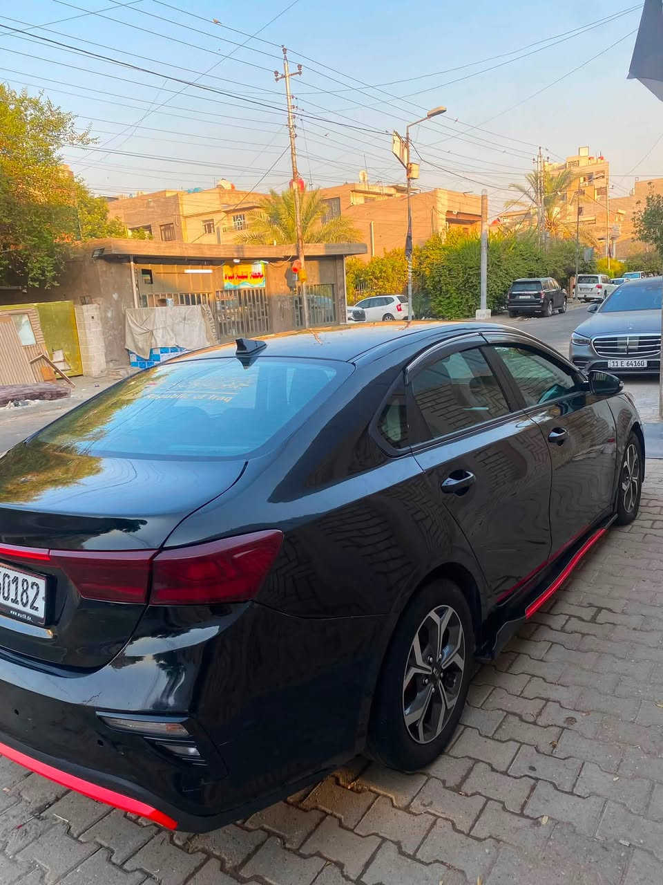 السلام عليكم فورتي ٢٠٢٠ للبيع او مراوس
السياره مصبوغه عام بيها جفيه
 كير مكينه صدر تبريد مكفولات 
رقم الدولي الجديد ب اسمي تحويل ثاني يوم
العنوان بغداد الكاضميه 
السعر(8٧) وبيها مجال 
***********

