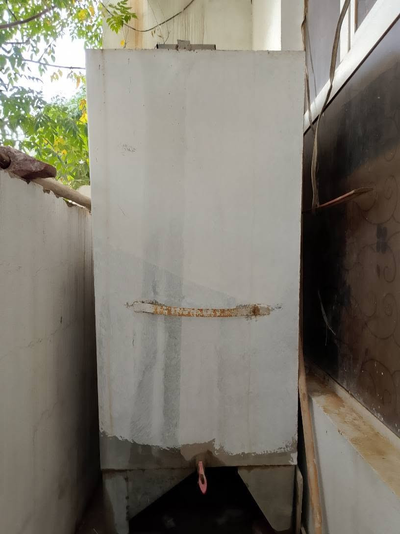 تەنکی نەوت بۆ فرۆشتن ٤ بەرمیل زیاتر ئەگرێت پلێتی زۆر باش هیچ کێشەی نیە شوێن سلێمانی *********** السليمانية, العراق
