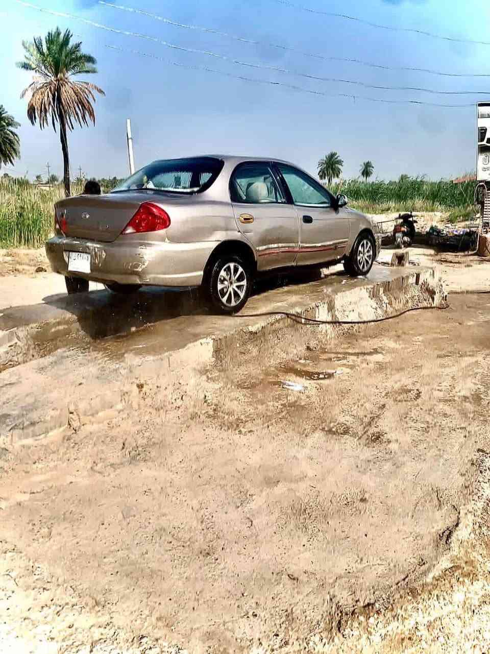 كيه سبكتره موديل 2003
محرك :1800دوش
تبريد نقص غاز 
سياره كفاله عده الضربه 
كهربائيات دشبوله شغاله 
غرفه جديده 
الخارج يردله. بس دعاميه 
خياس ماكو 
 سياره جاهزه مال شارع 
السعر 50 وبيها مجالل لطيبين بس جنايه يعرفون قيمته
اتصل هنا ***********👑
