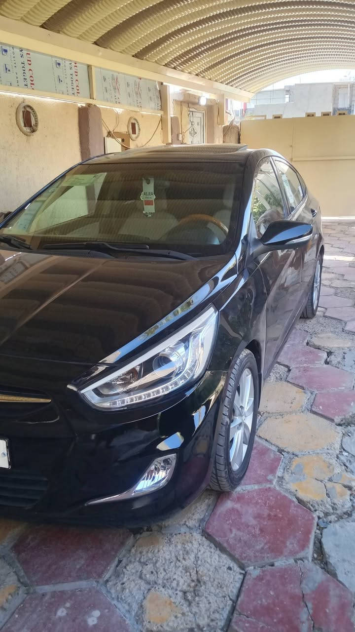 للبيع اكسنت 2016 خليجي محرك 1600 لايت عدسه لد  بلادي 
ماشيه 184 سياره جديده محرك كير صدر تخم تاير جدد 
بدون ضربه سياره بس شخط باب سايق ومصبوغ 
رقم بغداد بسمي ***********
سعر 92
