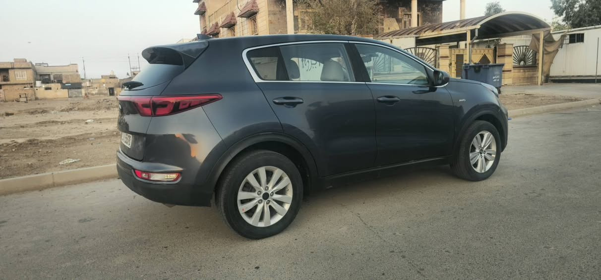 كيا سبورتج 2017 وارد امريكي حادث بابين فقط جاهزه حداديه تبريد طخم تاير مكينه 2000 سعرهاا 125 بيها مجال للاتصال ***********.    *********** عمارة, ميسان
