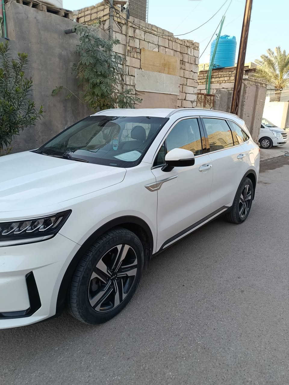 سورنتو للبيع مديل ۲۰۲۳ خليجي كفاله عامه فول مواصفات تلث قطع تبريد ثلج سبعه راكب مري شفط جنطه كهربائي حساسات کامره خلفي شاشه سياره كامله من كلشي نضيف سوناره وياه السعر/285/. ***********
