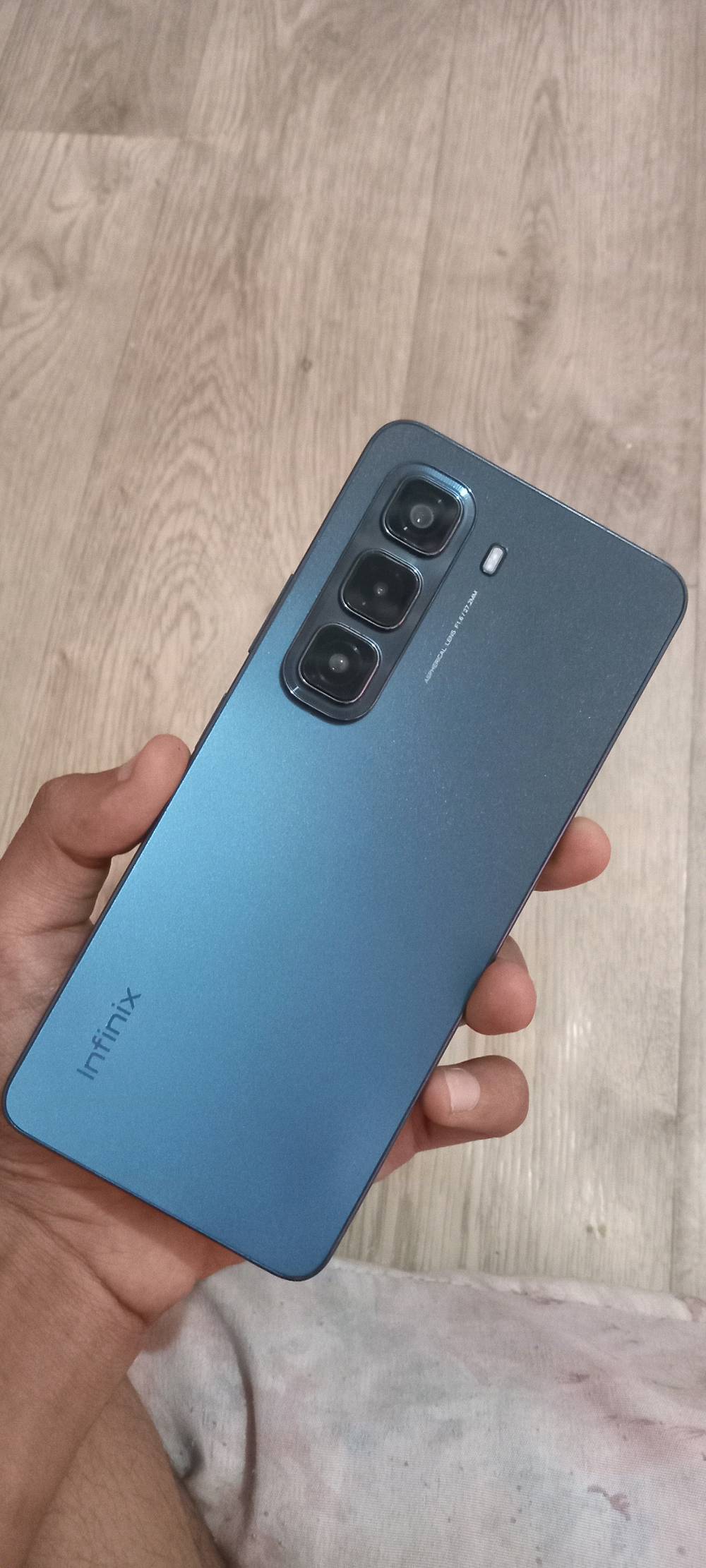 انفنكس هوت خمسين للمراوس بايفون اكس او اكس ماكس او XR 
ذاكرة 256 شاشة 120hz اصلي بلادي مابي شيء للمراوس فقط 
واتساب ***********