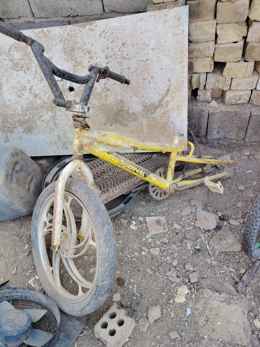 شلعه بيسكلات البيع 80الف بغداد جسر ديالى جديد كرغوليه سايد الواحد
