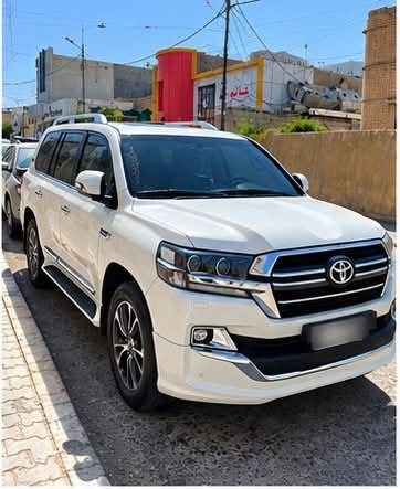 لاندكروز كراند تورينك 2020   8V
السياره كفاله عامه 

مغلقه ppfجديد 
ماشيه 84 كم حقيقي

رقم بغداد
السعر 51000
الاستفار على الرقم ‭***********‬
