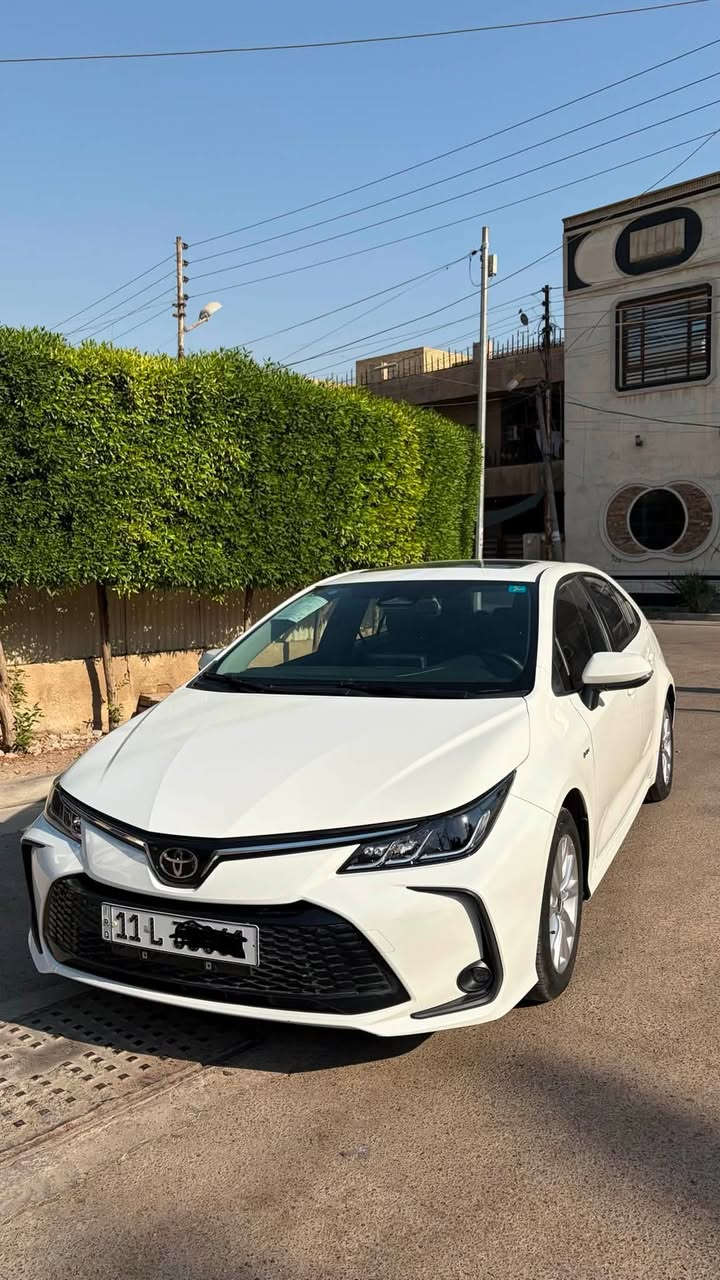 السلام عليكم ورحمة الله🙏
تيوتا كورلا للبيع ( هايبرد) ✔️

موديل : 2025 🔸

ماشية : 23 الف km 🔹

سيارة كفالة عامة بدون صبغ أو تعديل

مواصفات فوول 1/1▪️

شاشة _ كامرة _ تحكمات كروز سرعة رادار امامي تحديد مسار تبريد قطعتين لايتات زنون 
السعرر 163 وبيها مجال
*********** يوجد واتس اب

((مكان السياره بغداد))
