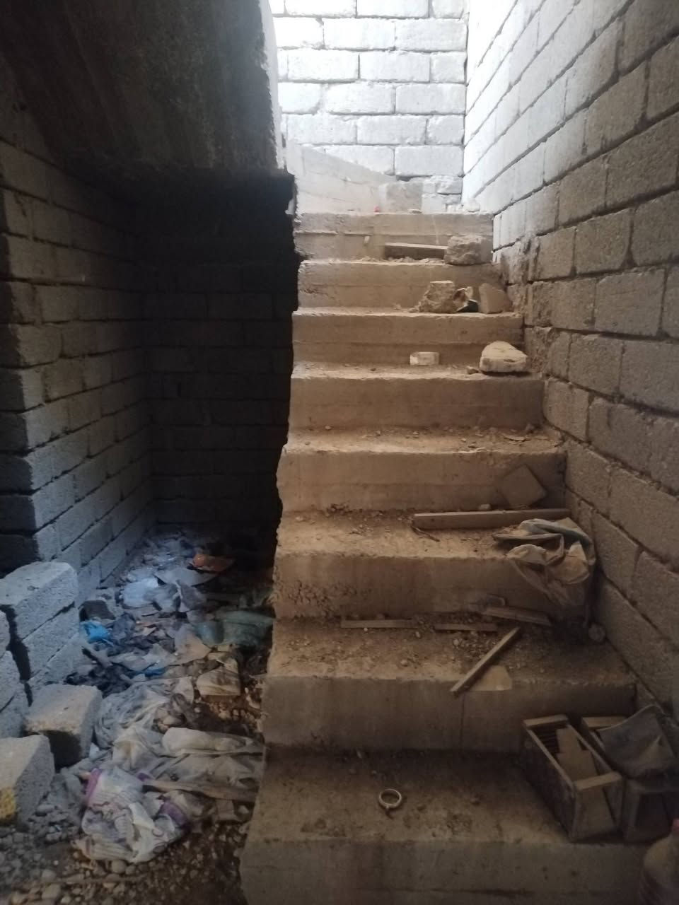 السلام عليكم ورحمة الله وبركاته
للبيع فقط
بيت هيكل ٢٠٠ متر حي السماح منطقة ٩٠ المنطقة فول خدمات والموقع ممتاز جدا سند ملك صرف شرط التحويل. اتصل او خاص تعرف كل التفاصيل
للاستفسار الاتصال على الرقم
***********
***********
