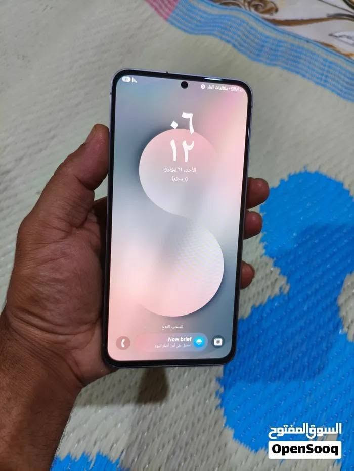 سامسونك s25 FE ذاكره  256 نضافه 100 جهاز فقط بدون ملحقات للبيع او مراوس سعر 625 مجال حك جيه  مكاني بصره توصيل متوفر ***********
