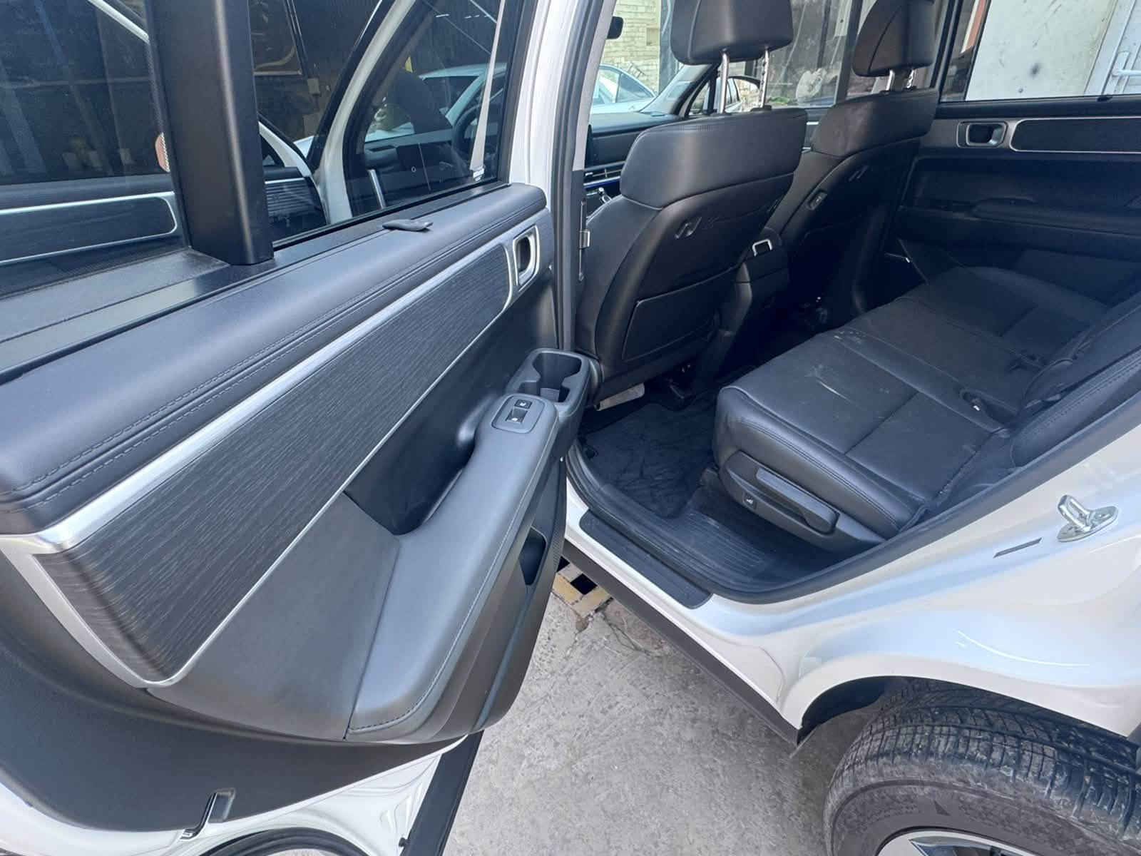 سلام عليكم 
سنتافي موديل ٢٠٢٥دخول جديد 
حدثه بنيد مبدل ودعاميه نفس لون 
سياره ماشيه ٥٠٠٠ بعدهي زيرو 
يرباك دركه 
سياره فول لمتت 
منفيس بسمي 
بدون رقم تريد مرقم
سعرهه٢٤٠ بدون رقم 
مرقم٢٥٥ 
عنوان بغداد ابو دشير 
***********
