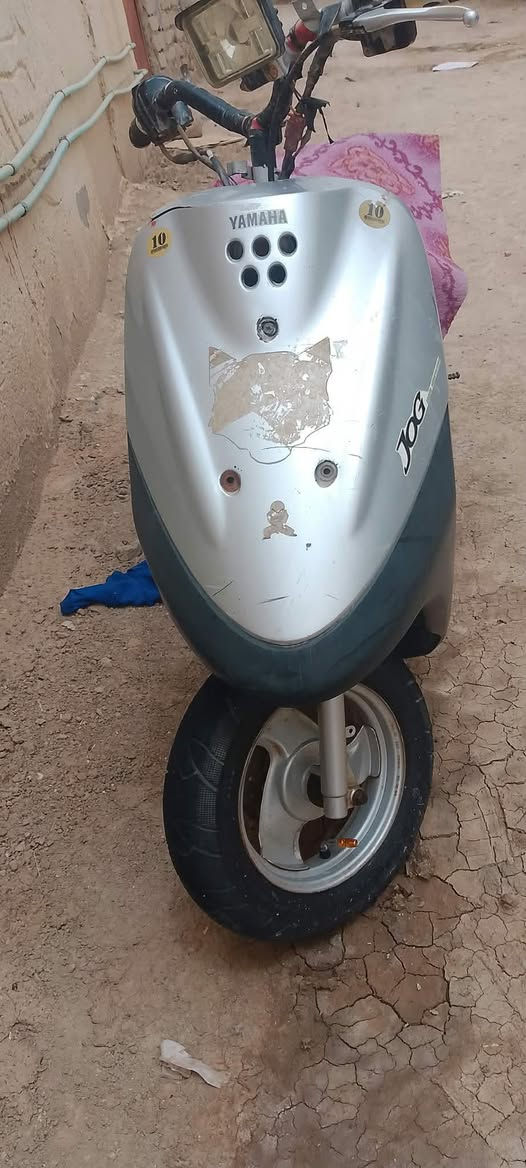 سلام عليكم دراجه منغولي نضيفه كفرات ومكينه الدراجه تشتغل هندر وسعره 250وبيه مجال قليل كلش مكاني سوق الشيوخ ***********
