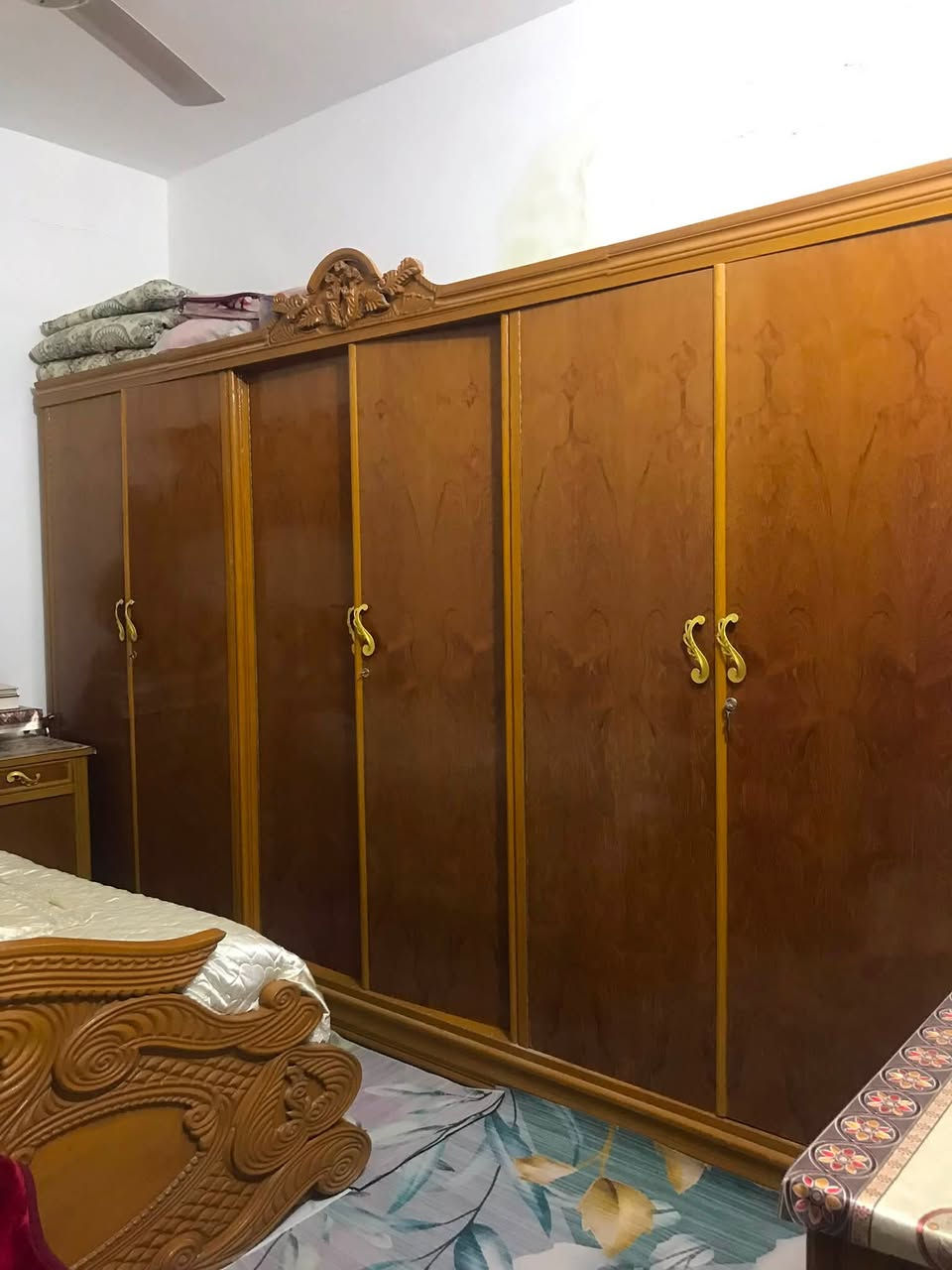غرفه نظيفه تسكام ٦بوب اخت الجديد السعر مليون ونص 
وبيه مجال للشراي
ت ***********

