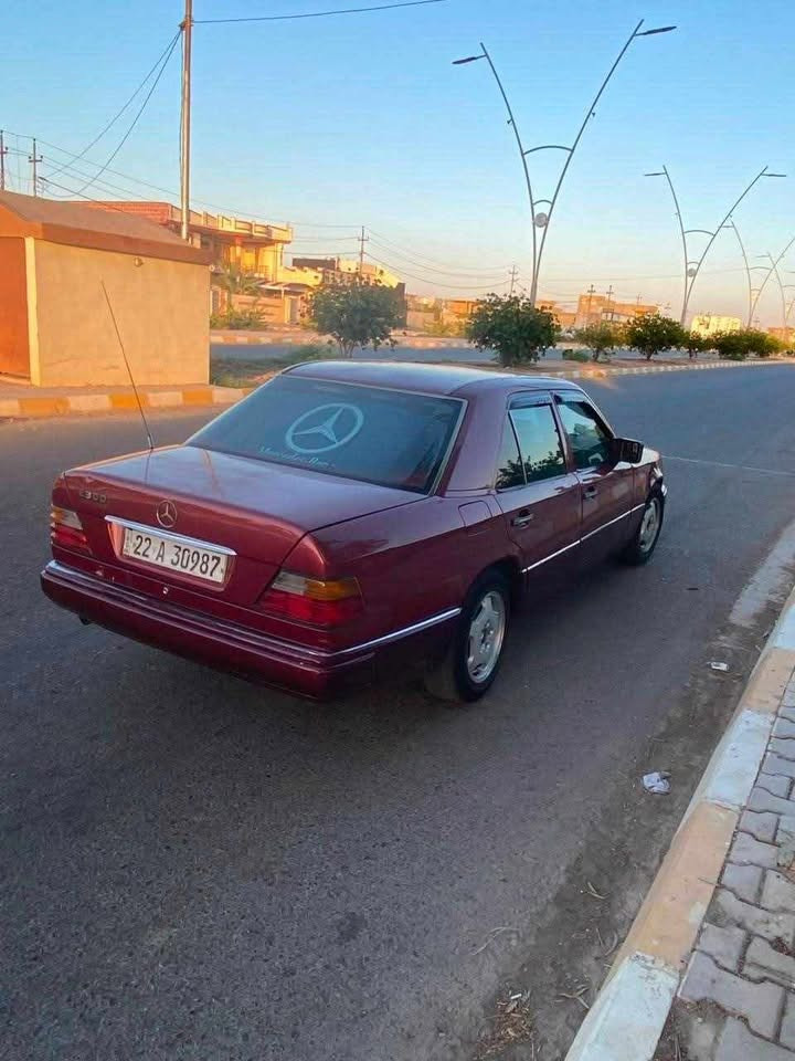 مرسيدس موديل 1990 🚘
📋 سنوية لغاية 30
👤  وكالة أو تحويل
📍 قواعده بلاد
✨ شاشة | تبريد | كاميرا
🔑 السيارة بدون عيب 
💰 السعر: 54
📍 المكان: ديالى
📞 *********** واتساب
