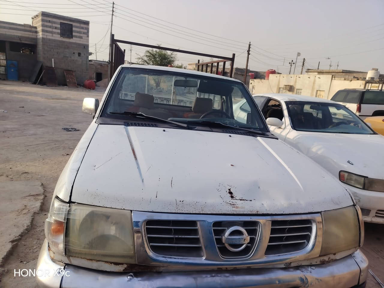اسلام عليكم بيكم  نيسان موديل 99مفوله من الضربه والحادث   مكينه وكير مكفلاات شرط للتحويل السياره باسمي تريد تحويل تريد وكاله مراوس هم ترهم السعر 38 وبيه مجال البصرة الزبير ***********

نص مكتوب في الصور:
- HONOR X9c