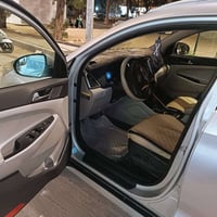 توكسان ٢٠١٨ • قطعة جهة الصدر • دواخل جلد