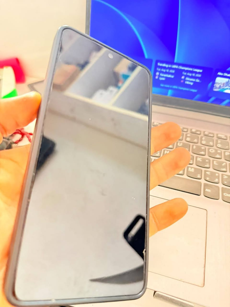 سلام عليكم جهاز للبيع نضيف تقريباا صار 4 اشهر من اخذته  مكفول من كلشي شرق اوسط ذاكره 256 اي ضرر ما بي كامل ملحقات
 سعر خاص
 مكاني كربلاء رقمي 
*********** 
ومتواجد ع واتساب 
وماسنجر

