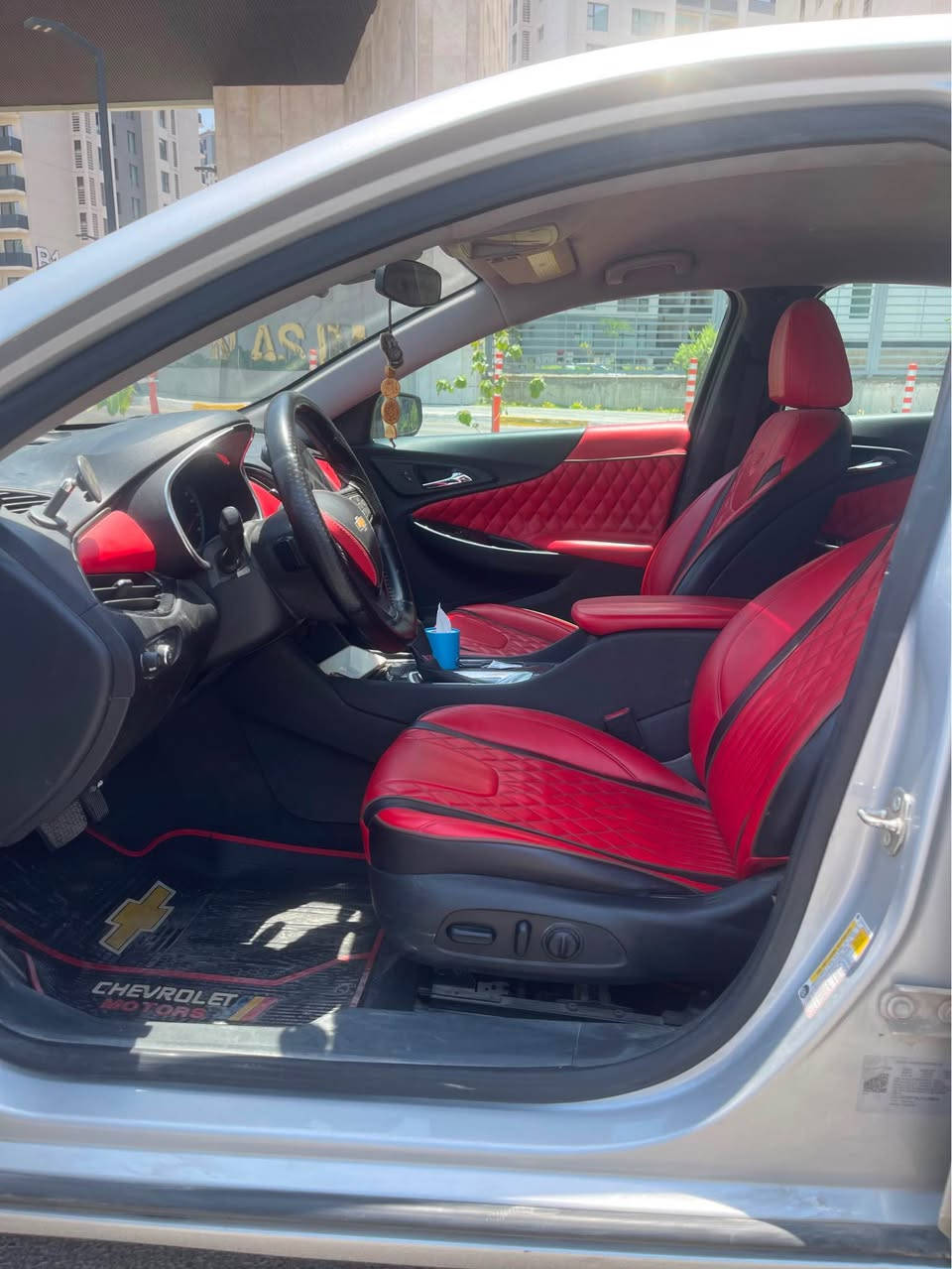 🚘 للبيع شفروليه ماليبو LT موديل 2020

🔹 اللون: رصاصي
🔹 المحرك: 1.5 Turbo
🔹 الفئة: LT – فول مواصفات عدا الفتحة
🔹 ماشية: 130,000 كم
🔹 الرقم: أربيل – باسم راعيها
🔹 الكراسي: جلد + تحكم كهربائي
🔹 شاشة كبيرة
🔹 ستيرن فول تحكم
🔹 قطعتين تبريد ❄️
🔹 التبريد ممتاز
🔹 السيارة بحالة جيدة وما ناقصها شيء، جاهزة للاستخدام.

⚠️ تفاصيل الحادث:
الحادث كان صفح جهة السايق، والبچم سليم.
يوجد بارد خفيف بالبنيد فقط، والرادياترات سليمة وأصلية مال الشركة.
📸 جميع تفاصيل الحادث مرفقة بالصور وبكل وضوح.

💰 السعر: 100 ورقة = 10,000 دولار

📍 مكان السيارة: بغداد – حي الجهاد

📞 للاتصال: ***********

ℹ️ ملاحظة: أنا مكلّف بالنشر فقط. بغداد, العراق
