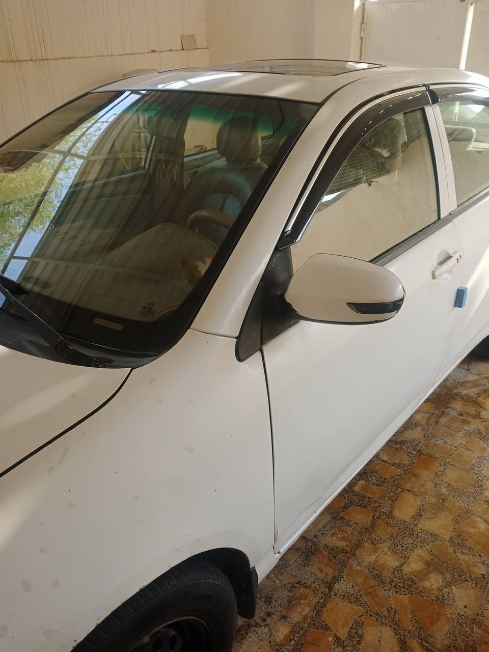 بي واي دي Byd  جي 3  موديل 13 بصمة گير عادي لمرغوب سنوية لسنة لجديدة رقم واسط مشروع وطني محرك ومكينة مكفولات سيارة مكفولة من لعيب لشرعي ولضربة وتبديل. تبريد ثلج.  تحكم ستيرن. كهربائيات مكفولة لايت زنون. فتحتة بنورما سلايت.تخم تاير. كشنات جلد بلاد حدادية نص عمر السعر 45 وبيه مجال لشراي  العنوان ميسان عمارة ***********

