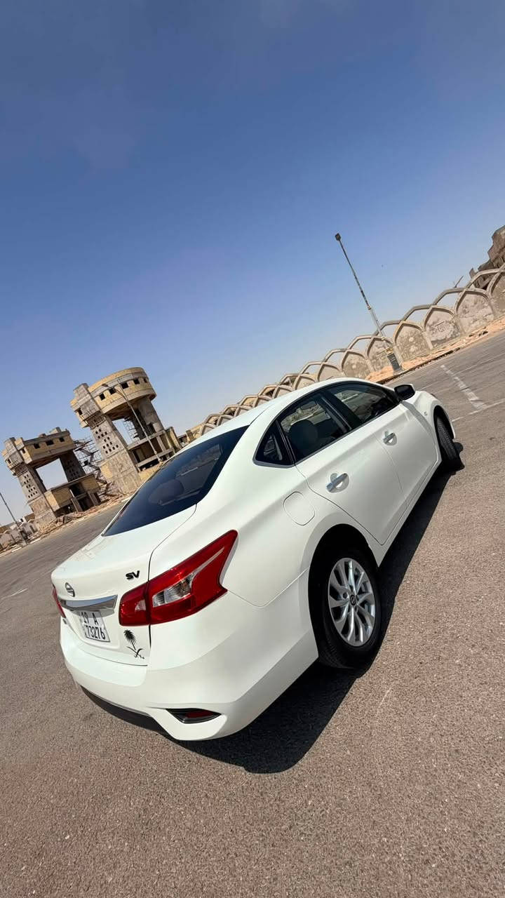 نيسان سنتره ٢٠٢٥
السياره ضمان السور بعدهه ماخارجه من الضمان 
مواصفاتهه :-
 ⁃ فتحه 
 ⁃ كشافات وشباج بيانو بلاك
 ⁃ يدات نيكل وتريشه نيكل
 ⁃ ويل كب 
 ⁃ بك لايت Led
 ⁃ دواخل بيجي مو اسود 
 ⁃ شاشه جبيره وتحكمات 
 ⁃ قطعتين تبريد 
السياره مستخدمه بعداد ٩ الاف 
بيهه تكحيل زغير بالجاملغ وموضح بالمنشور 
سعرهه ٢١ مليون 
عوانهه كربلاء للاستفسار (***********)
