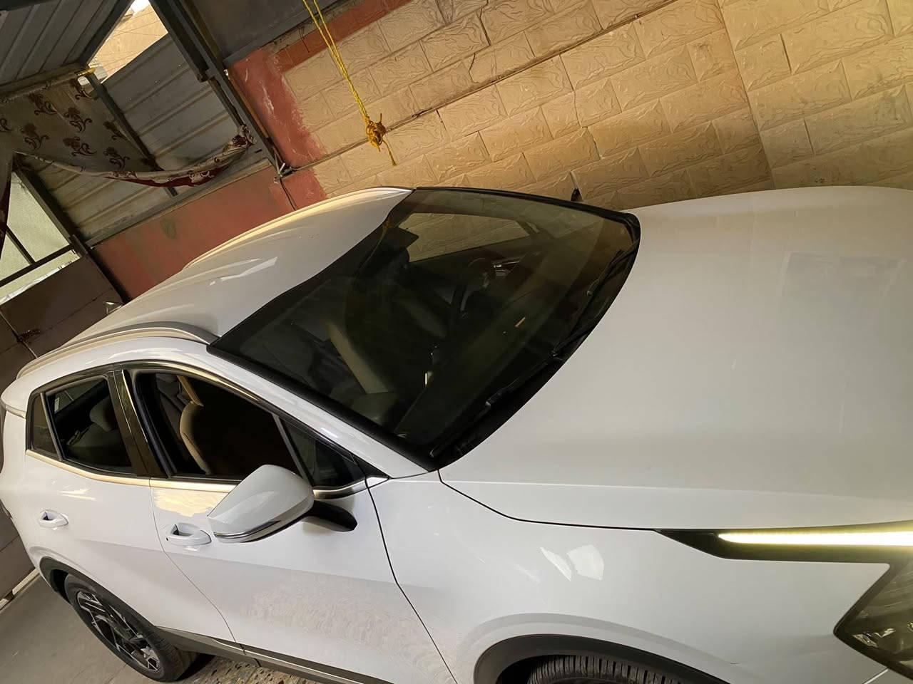 السلام عليكم
سياره سبورتج 2024 مكفولة من الصبغ والتبديل عدا شخط بالچاملغ الأمامي وضربه خفيفه بالچاملغ الخلفي كما موضح بالصور
نص فول عدا البنوراما والصندوق الكهرباء 
مواصفات حساس امامي خلفي 
كراسي كهرباء 2 تبريد قطعتين 
تدفئة الكشنات الاماميه مع الستيرن
كار بلي اربعه انضمه قياده تشغيل بصمه وتشغيل عن بعد 
ترحيب عند الاقتراب اشاير بالمري
محرك 2000 دوش ويل 19 
ماشيه 57 ألف 
رقم بغداد الدولي بسمي
السعر 210 وبيها مجال للطيبين
للاتصال *********** متواجد واتساب
