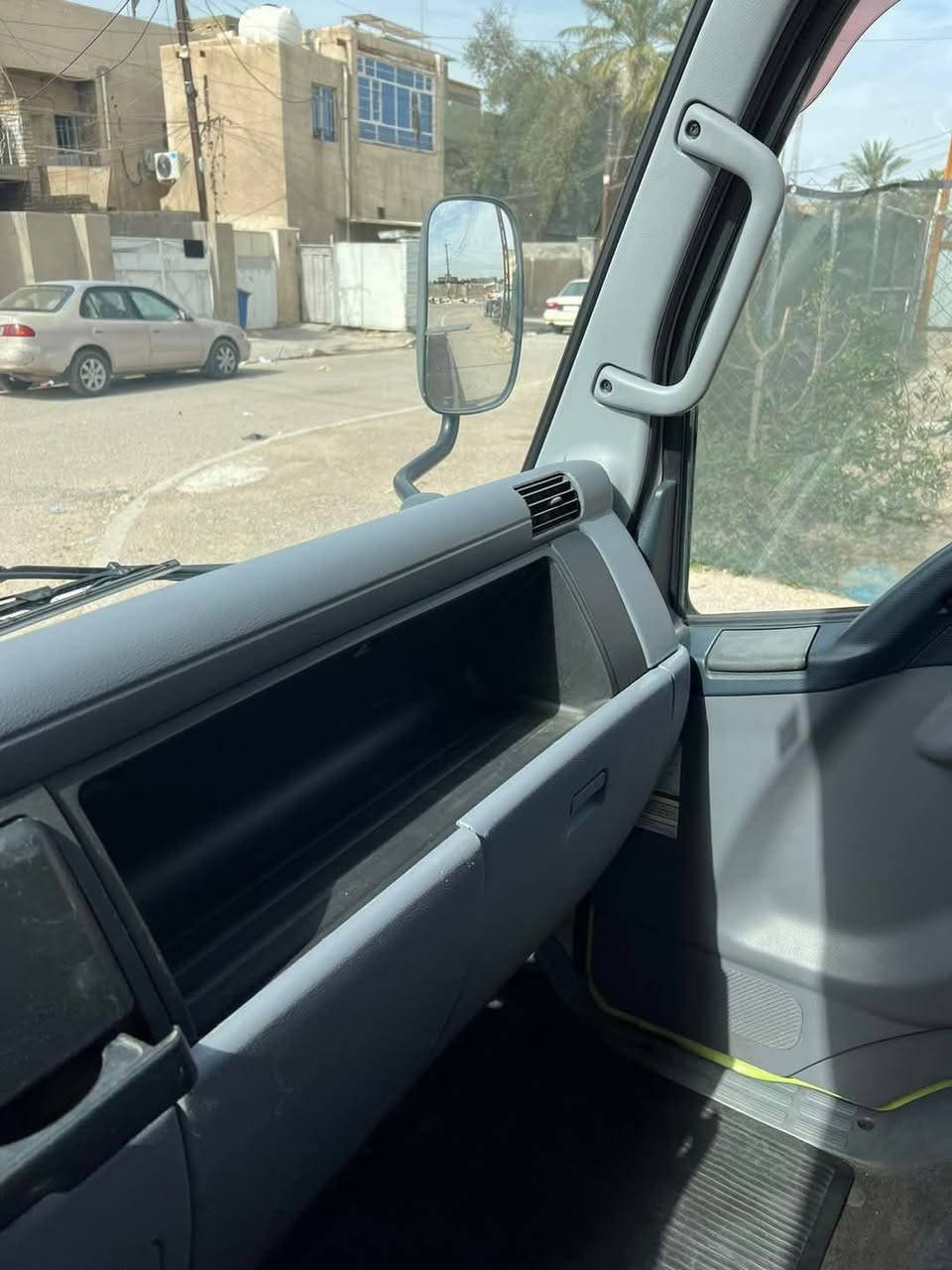كنتر سطحه  للبيع مكفوله من كلشي رقم بصره العنوان بغداد موديل 26 بدي ياباني ***********
