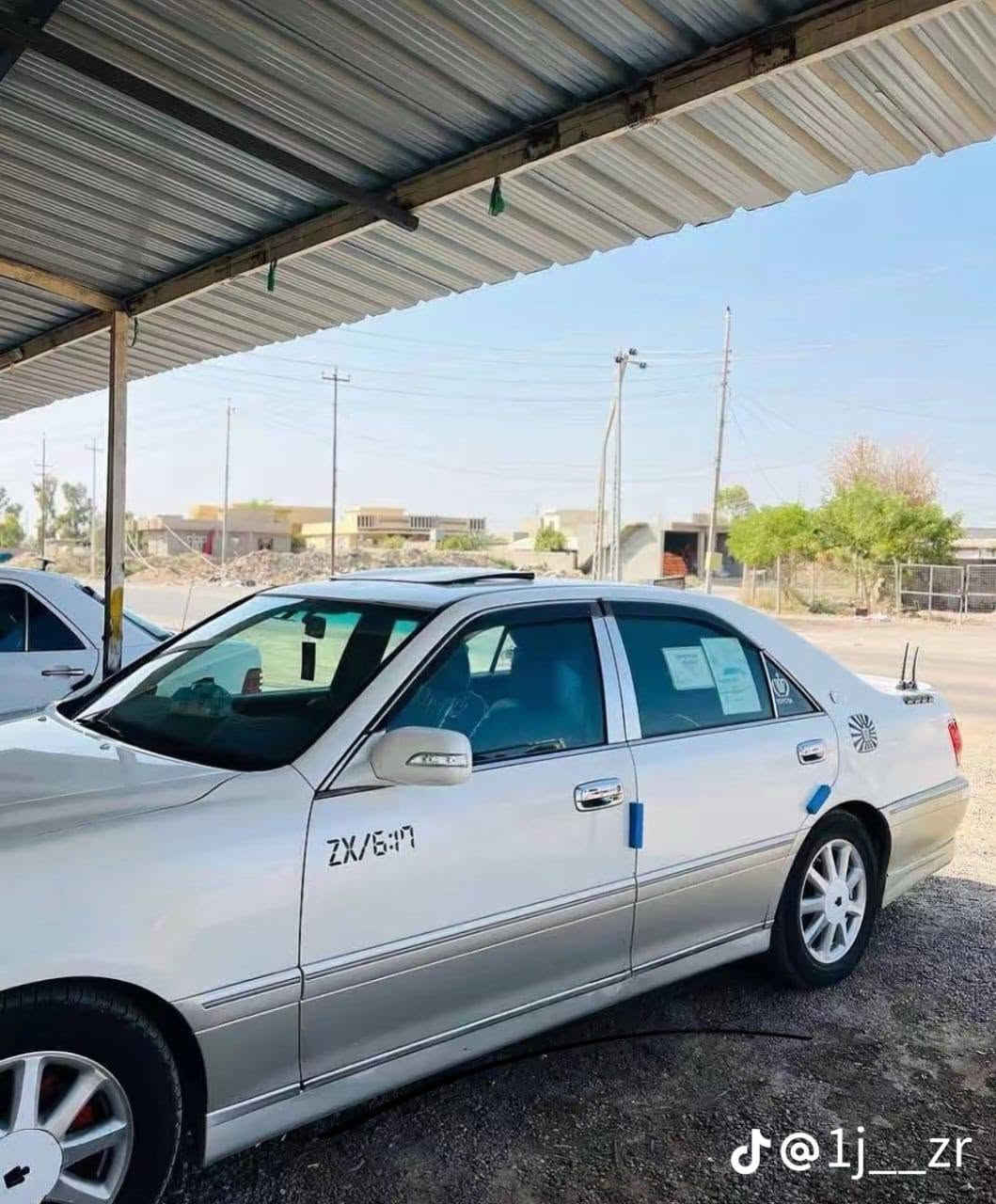سياره ملكه للبيع ادوات مگصوص محرك ديفور كبير گير ومحرك شرط اربع دگم فول كشانه جلد وترهم مراوس حسب القناعه بملكه محرك ففتي الستفسار علا الرقم ***********
