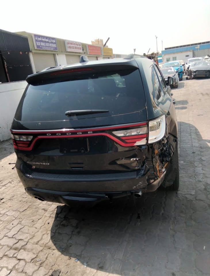دوج دورانكو GT PLUS لون اسود 2024
السياره فول مواصفات ١/١ 
. فتحة سقف
. كشنات جلد
. تبريد وتدفئة مقاعد
. حساسات خلفيه
. صندوق كهربائي
. نقاط عمياء 
. رادار 
. تشغيل عن بعد 
. شاشه كبيرة
. دخول ذكي
. مقاعد ٧ جلد 
. خزن مقاعد ميموري
. ويل ٢٠ 
. كير طياره
. لايتات زينون
. محرك ٦ سلند ٣٦٠٠
. كير ٨ نمر
. جامات كهرباء 
. مري تدفئة

وبعد بيها هواي مواصفات السياره حادثها جاملغ خلفي عكس السايق مصلح بمكانه وبي صبغ قليل السياره كلش نضيفه تشغل وتطلع مابيها اي نقص وقليلة استخدام ماشيه ٣٧٠٠٠ الف كيلو مو ميل رقم بغداد السعر 38,500$ 

للاتصال على الرقم
***********
