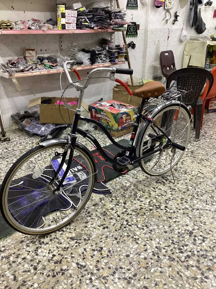 بايسكل ياباني نضيف موديل 2019 حجم 26 للبيع السعر 115 و بي مجال للشراي الرقم ‪ ‪***********‬ بي واتساب
