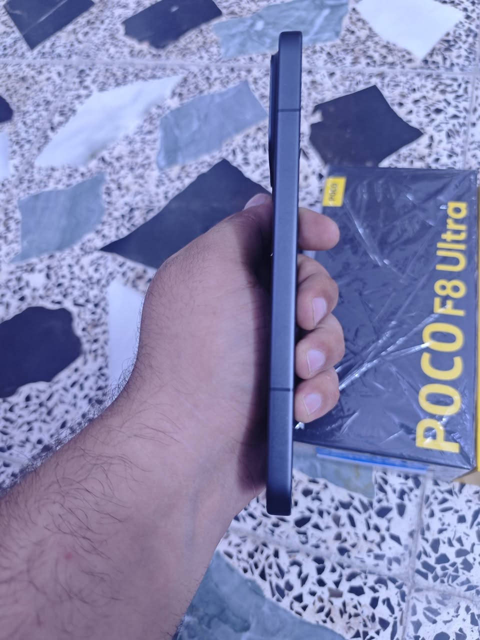Poco F8 ultra 512
جهاز بوكو F8 ultra ذاكرة 512

الجهاز مكفول من الفتح شاشتة شخط مابيها

ملحقاتة كاملة ( كارتونة، شاحنة، گفر )

رايدة ب925 الف 

مكاني بغداد الدورة
متواجد خاص او رقمي
***********
