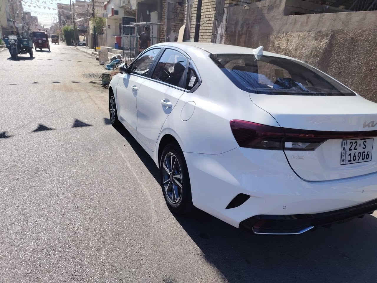 السلام عليكم عندي سياره كيا 3 موديل 25 رقم اربيل باسمي تحويل اهذ رقم***********
