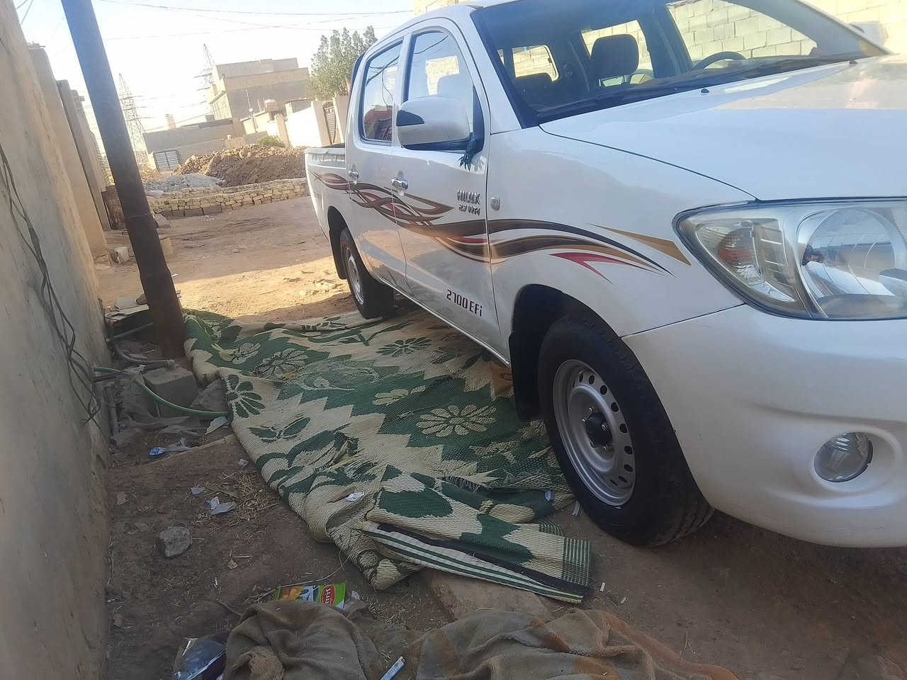 السلام عليكم
فلاونزه 2006 سياره مكفوله كفاله عامه بس ببها باردات قليل سياره جاهزه من طول لطول ماناقصها شي 
سياره مكينه وكير مكفول وحداده وتخم تاير سياره جاهزه 
تبريد شغال ثلج السعر 100 والشراي بخدمته 
التصال ***********
