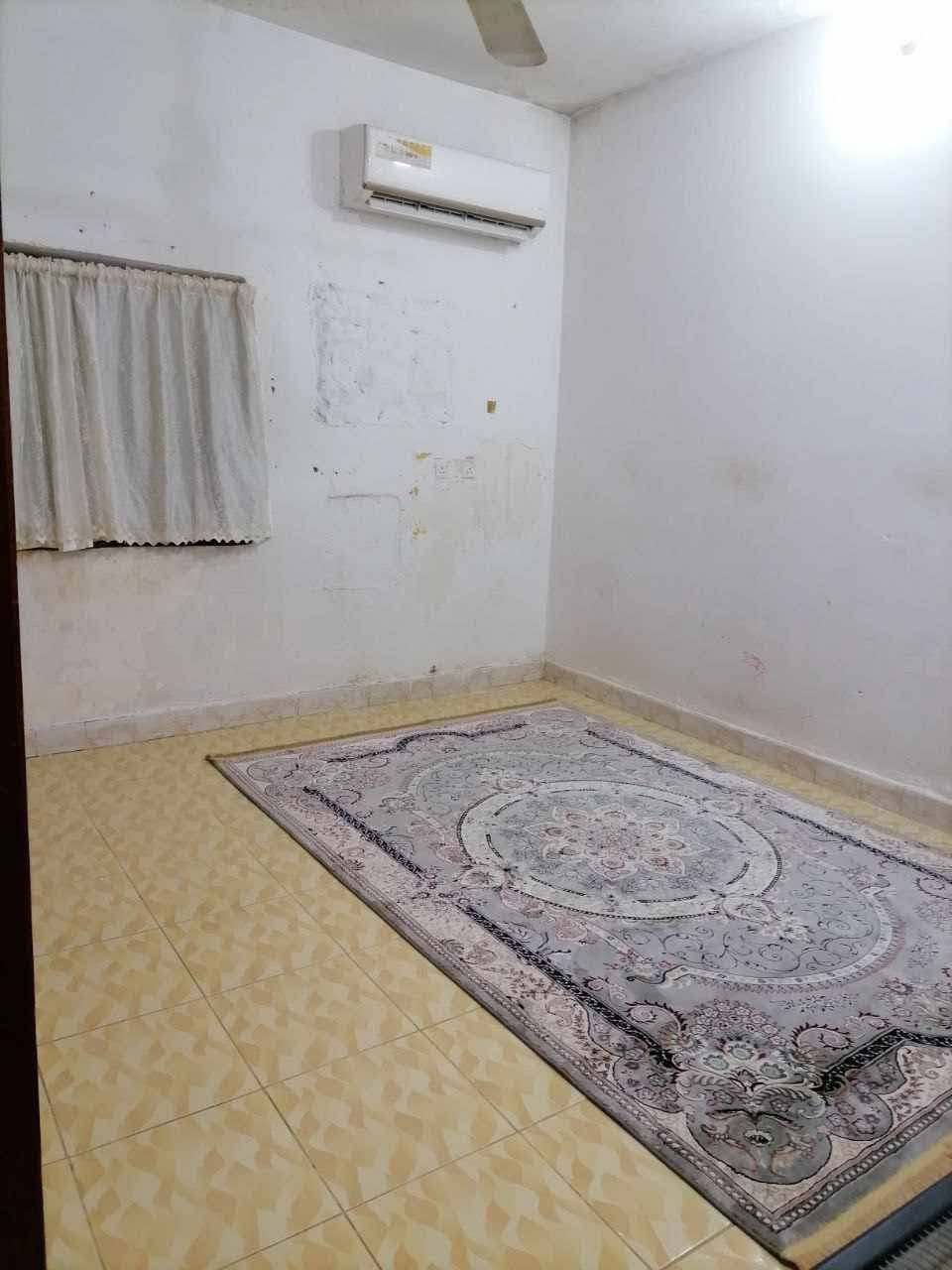 السلام عليكم
عندي مشتمل ركن مربع بطشاش شارع القاضي مقابيل مدرس الازكياء مبني 3طوابق الاول كامل غرفة نوم وصاله ومطبخ وحمام وهول والثاني والثالث هيكل وستاره وشتايكر وسطح الصغير بورسلين الطابق الثاني بي غرفة نوم كبيره وهول وحمام والثالث غرفتين نوم وسطح الصغير شارعة 10 مقابله ساحه خضراء من جهتين سعره 140 وبيه مجال
