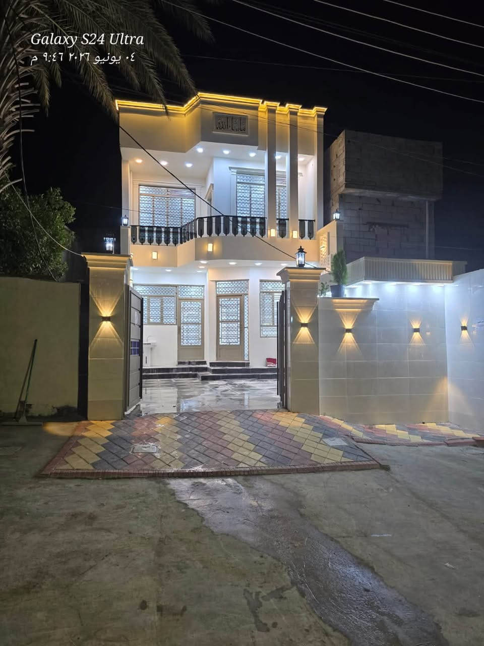 البو نيسان
بيت للبيع
المساحة. 175m
 واجهه 7  نزال _ 25
 للاستفسار واتس او اتصال ***********
