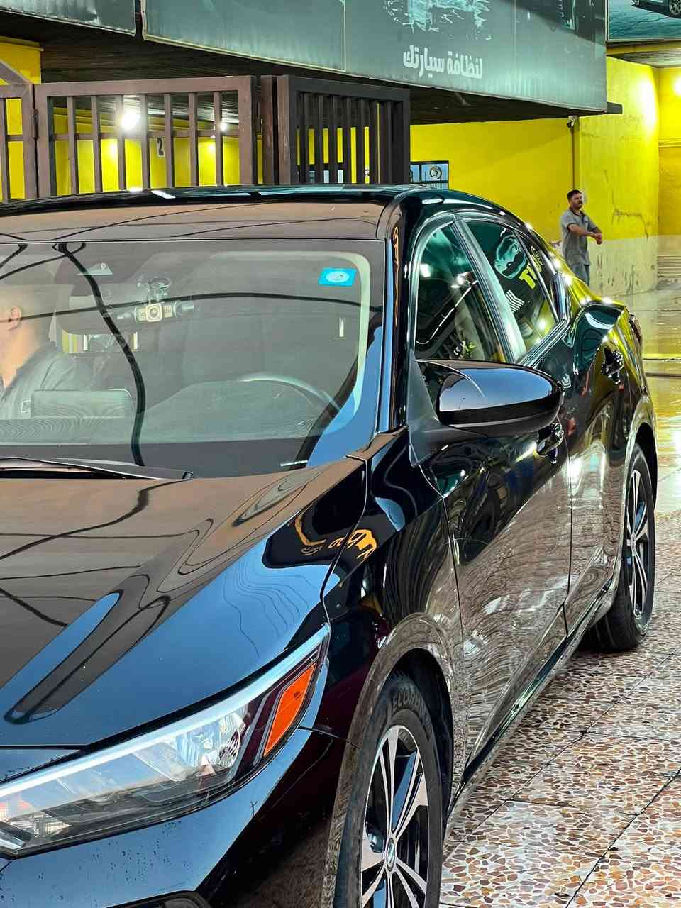 السلام عليكم للبيع فقط بدون مراوس او اقساط
الموديل: Nissan Sentra 2023 –SV 
:المواصفات
•محركها 2000 Cc
•تشغيل بصمة وتشغيل عن بعد  (bush start)
•شاشة كبيرة تدعم ابل كار بلي واندرويد 
• ⁠نظام auto stop إطفاء تشغيل المحرك التلقائي 
•نظام ECO اقتصادي استهلاك الوقود
• تحديد مسار + نظام النقطة العمياء
Sport / Eco) أنظمة قيادة 3 •
(Normal
•اشارة ترحيب عند الاقتراب 
•رادارات ٣٦٠  
•كشنات تدفئة
•ستيرن تدفئة
•مناخات منفصلة
•نضام الحفاظ على المسار
•كروس كونترول 
•ضرر السيارة موجود بالصور 
السيارة رقم نينوى معوقين شرط الوكالة 
السعر 118$ 
***********
***********
•مكان السيارة موصل
