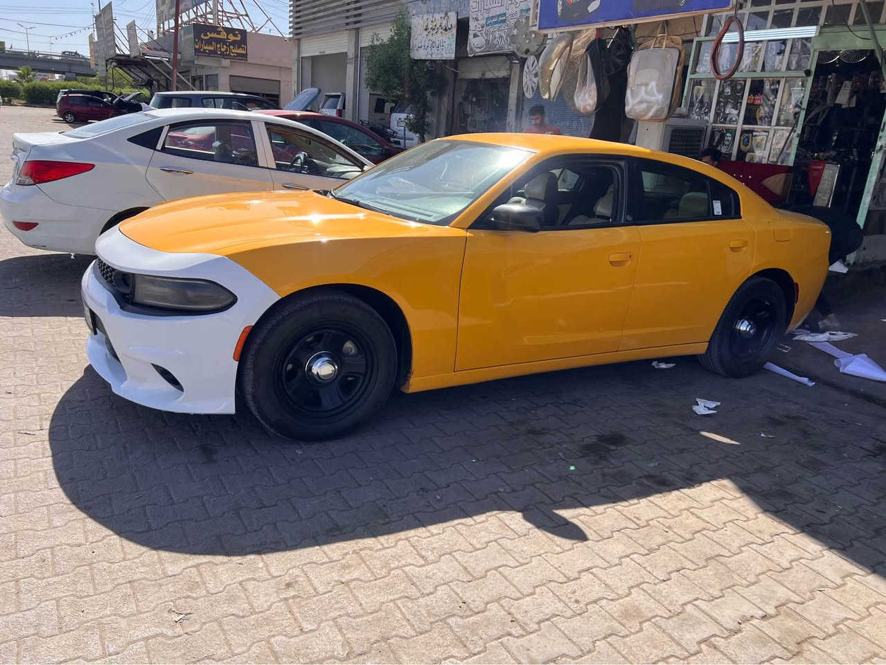 السلام عليكم 
جارجر هيمي بوليسي موديل 2019 خطها ديوانيه بصرة سنويتها لل 27 ضربتها جاملغ وبنيد جهة السايق وهنا صار بيها جاملغ الايمن السعر 155 وبيها مجال مكاني ديوانيه 
***********
غير متواجد على الفيس ديوانية, القادسية

