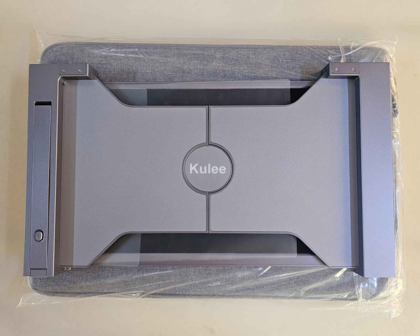 شاشة مزدوجة • ١٤بوصة • Kulee