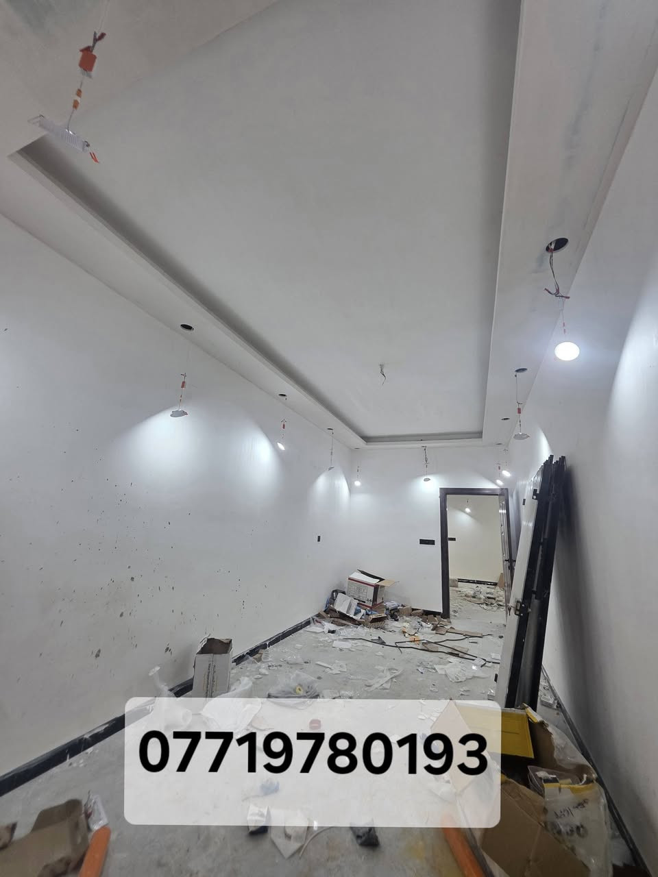السلام عليكم ....🖤
▪️دار زيرو 🏡 للبيع طابقين /  القادسية / حي الشهداء     البيت فوووول تصميم حديث 
▪️مساحـــة الـــدار 115 متر 💯
▪️3 غـــرف نـــوم + 3 مـــجاميع صــحية
▪️اســتقبال + مطــبخ + صالة وسطية 
- واجهه الدار👇 سحب ملكي + السطح شتايگر + الصحيات نظام دفن + الابواب قاصة + المغاسل تعليگ + الابواب الداخلية تركي درجة اولى + گراج سيارة + بورسلين دبل لمعه + الشبابيك المنيوم
سعر الدار 99 مليون قابل للتفاوض 
▪️للأستفسار: ***********
