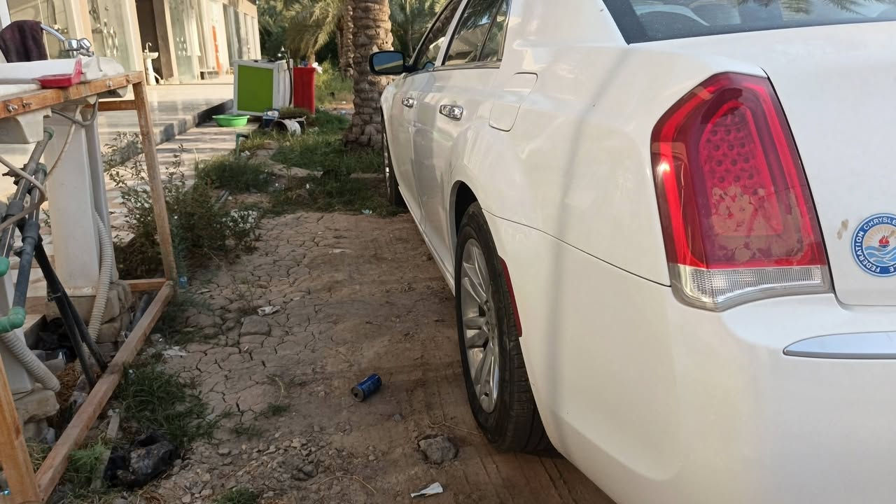 للبيع
اوباما كريسلر300 c
19ومسجل 2022 بغداد
سنويه لل٢٩ وباسمنا 
وارد كندي 
كير مكينه تبريد شاصي تاير مشروط
صدر ملاحظات بسيطه 
تحكمات 
وباقي معلوماتها بصور الحادث وصورة السونار
شرط تحويل بالعقد خلال اسبوع يعني ماتبقى مواعيد 
والملاحظات اللي بالبدي مصورات 
للاستفسار 
*********** *********** ابوفراس
