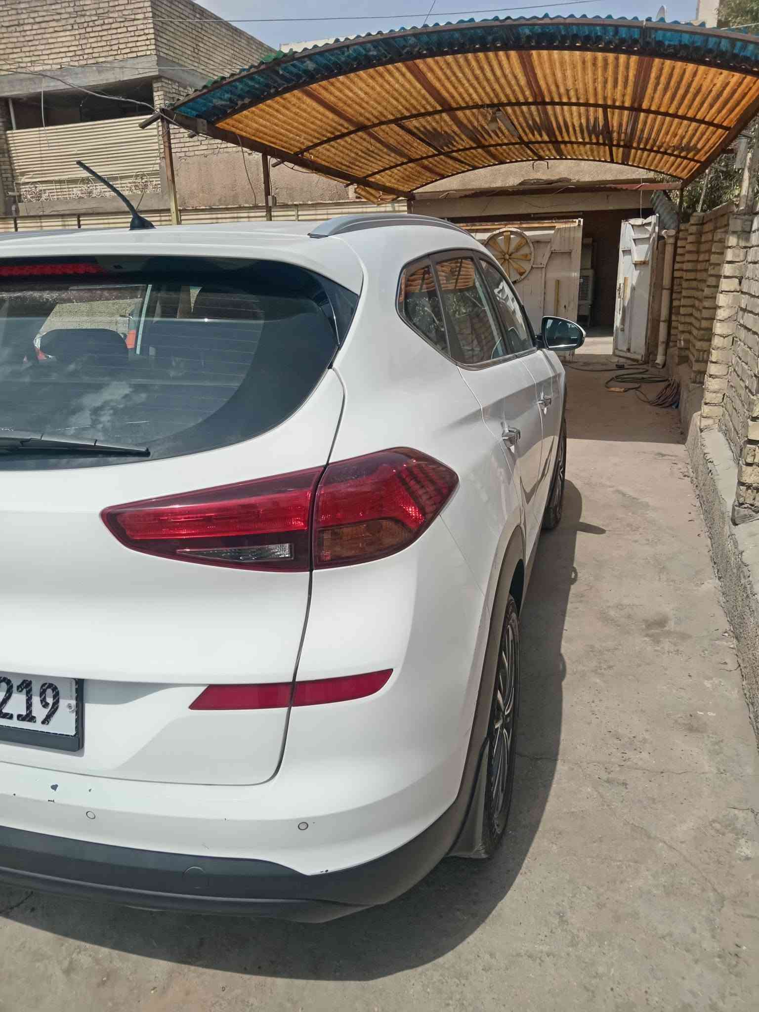 السلام عليكم توسان ٢٠٢٠ مكفوله رقم بغداد خمس عدسات سايد بريك برجل ماشيه ١٢٤ الف السعر ١٩٠ مكان السياره الغزاليه ***********
