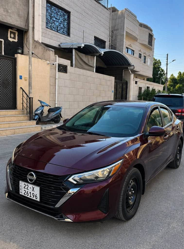 نيسان سنترا 2025 SV

* المحرك: 2.0 لتر، 4 سلندر بنزين
* القوة: 149 حصان
* العزم: 146 lb-ft ≈ 198 نيوتن.م
* القير: Xtronic CVT
* الدفع: أمامي FWD
* الفرامل: أقراص أمامية وخلفية في فئة SV
* تشغيل بصمة/زر Push Button
* مفتاح Nissan Intelligent Key
ماشيه ١٨ الف 
دخول جديد
سنويه جديده
بصمه  ابواب +بصمك جنطه
حساسات
كامره خلفيه
شاشه كاربلي كامره دواره
تحديد مسار
انظمة القياده ( eco+normal+sport)
مثبت سرعه
حادث اقل الشبر البنيد بامريكة
داخل العراق باب السائق
ما مصلح
السعر ١٤٨ و بيها مجال
📞 +964 773 523 1756 البصرة, العراق

